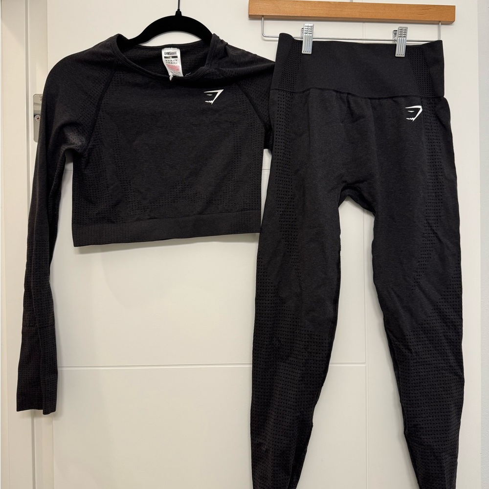 Gym Shark Black Set - Size Medium